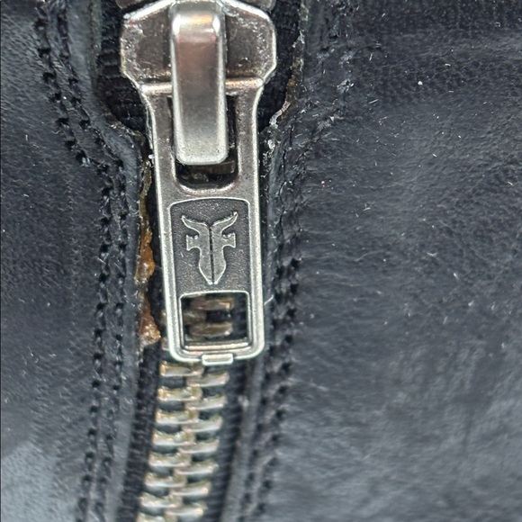 Frye Women's Rosalia Black Leather Ankle Booties Like New - Size 8 B - Picture 7 of 10